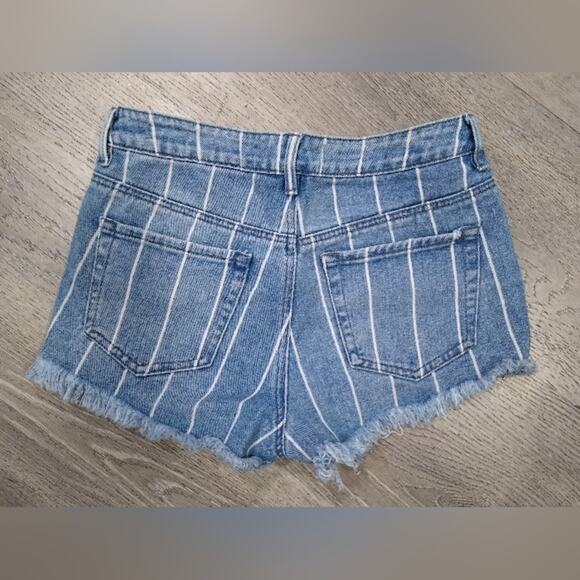 [J103] PACSUN High Rise Festival Striped Denim Cut Off Shorts - Picture 3 of 6